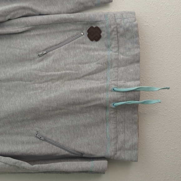 Special Blend Pullover Sweatshirt Zip Pockets Cowl Neck Women's Size Medium - Picture 6 of 13